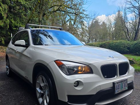 Used 2013 BMW X1 xDrive28i image 5