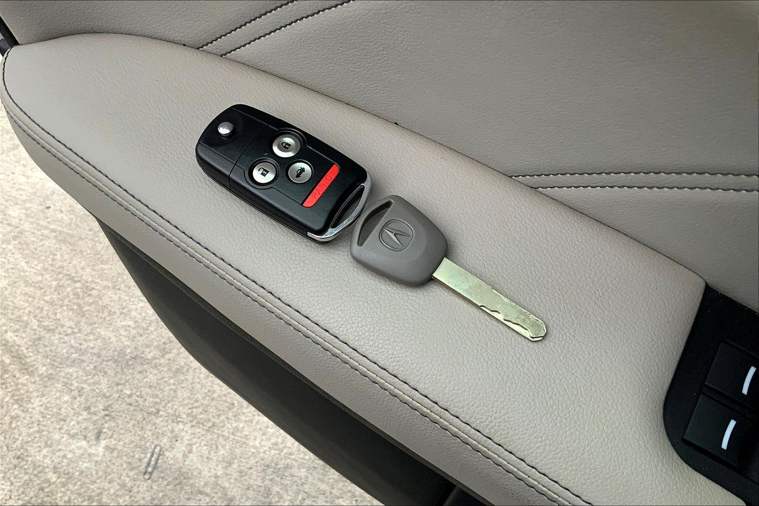 Used 2008 Acura TL Type-S FWD image 8