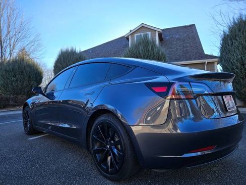 Used 2022 Tesla Model 3 Long Range image 4