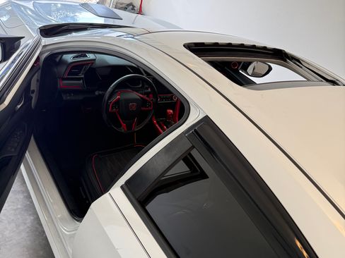 Used 2019 Honda Civic EX image 26