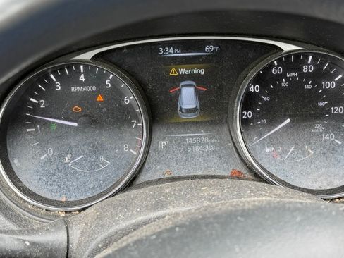 Used 2014 Nissan Rogue S AWD/4WD image 1