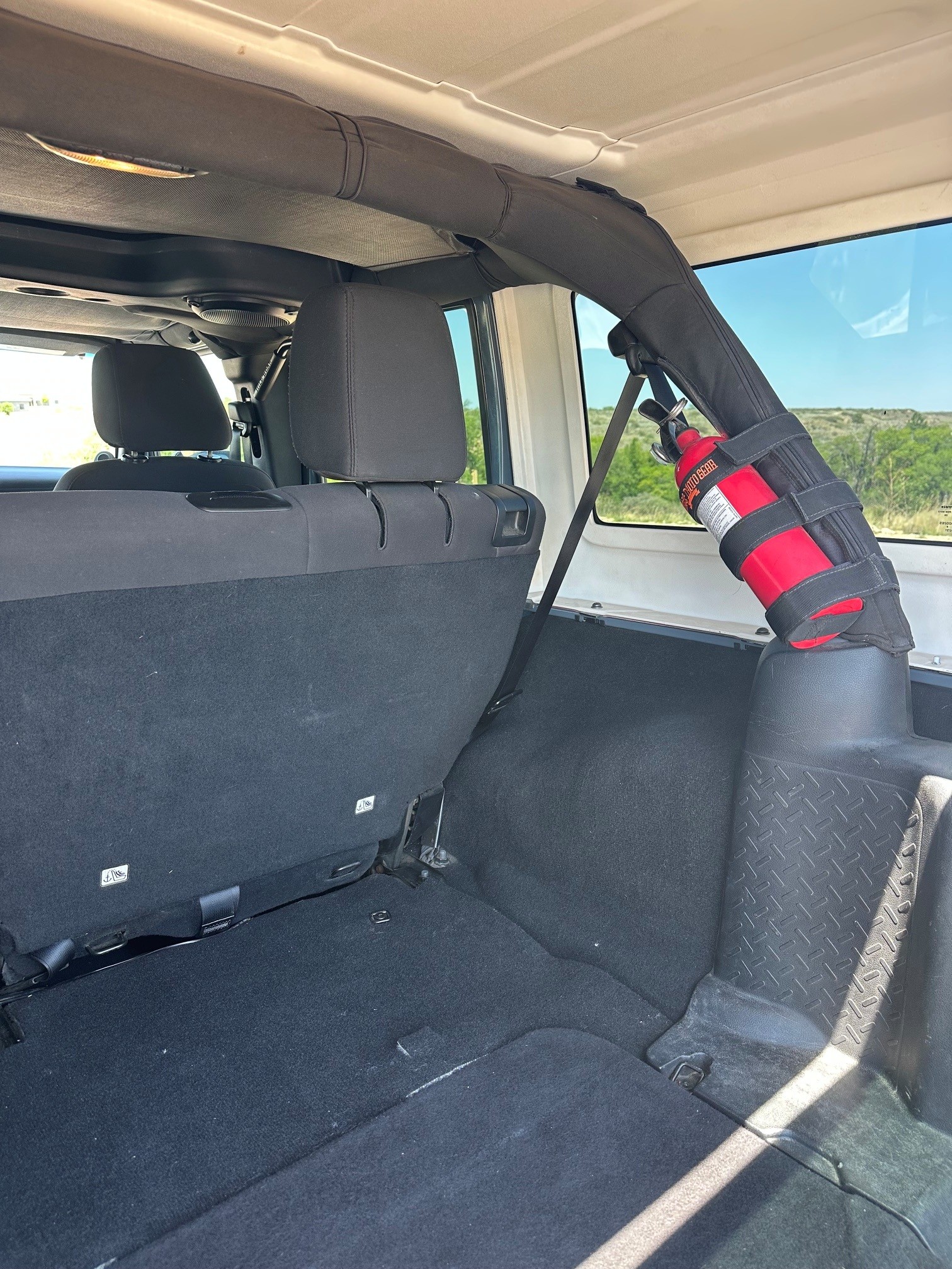 Used 2014 Jeep Wrangler Unlimited Sport w/ Quick Order Package 24S AWD/4WD image 20