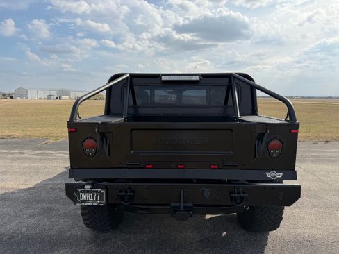 Used 1998 HUMMER H1 4-Door Hard Top image 16