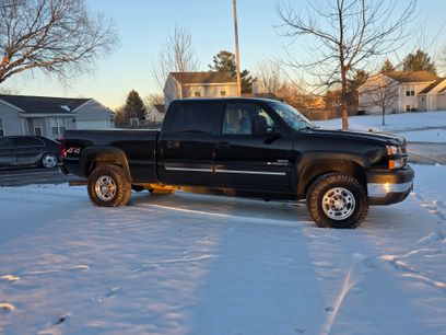 Used 2006 Chevrolet Silverado 2500 LT w/ Heavy-Duty Power Package