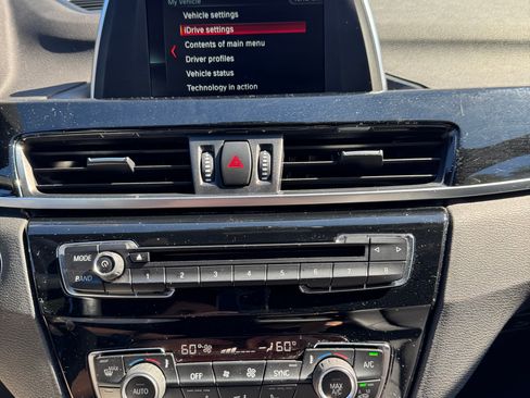 Used 2018 BMW X1 sDrive28i FWD image 17