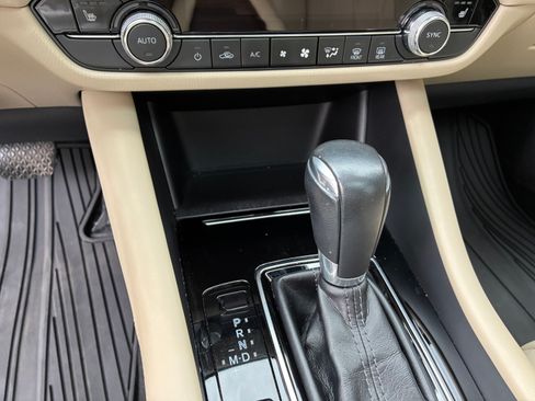 Used 2019 MAZDA MAZDA6 Touring FWD image 19