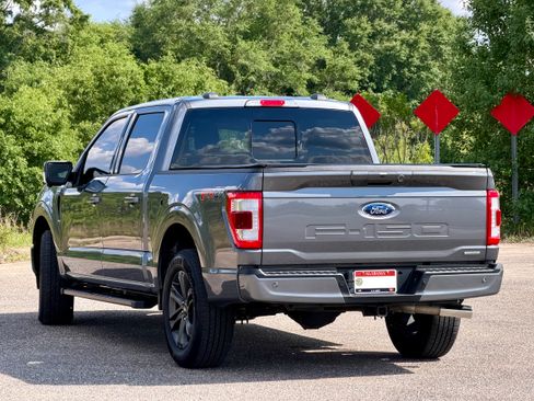 Used 2023 Ford F150 Lariat AWD/4WD image 4