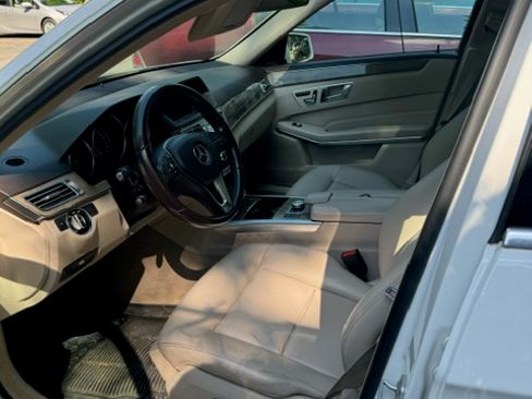 Used 2015 Mercedes-Benz E 350 4MATIC Sedan image 10