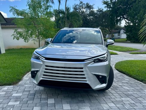 Used 2024 Lexus TX 350 FWD image 1