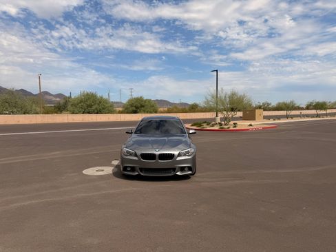 Used 2016 BMW 535i xDrive Sedan AWD/4WD image 2