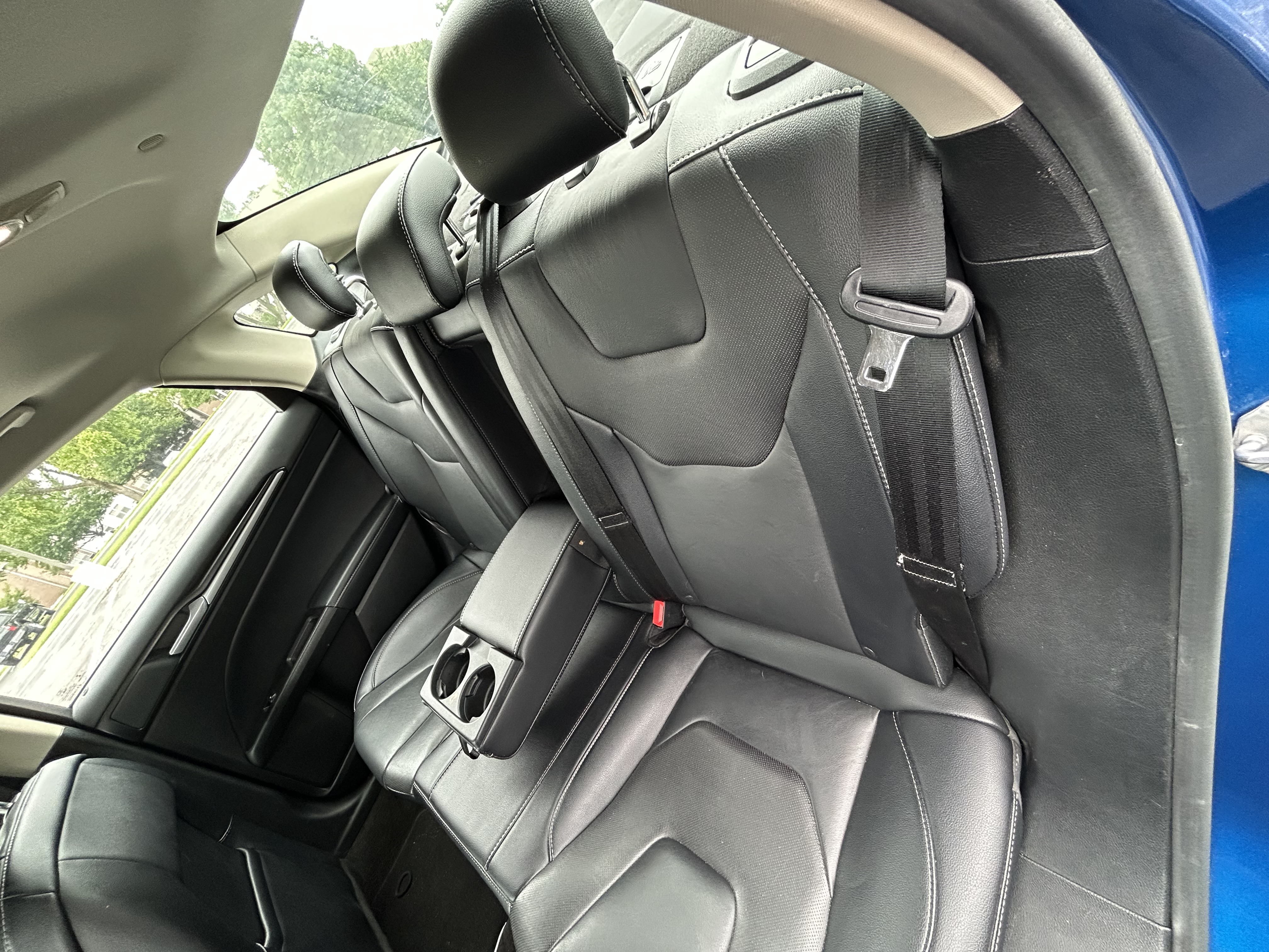 Used 2017 Ford Fusion Titanium FWD image 8