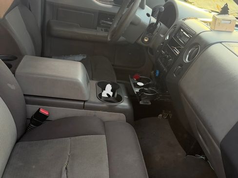 Used 2005 Ford F150 Lariat AWD/4WD image 11