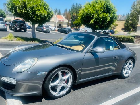 Used 2009 Porsche 911 Carrera S RWD image 6