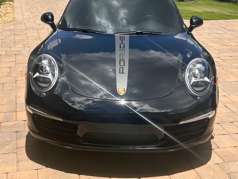 Used 2015 Porsche 911 Carrera image 1