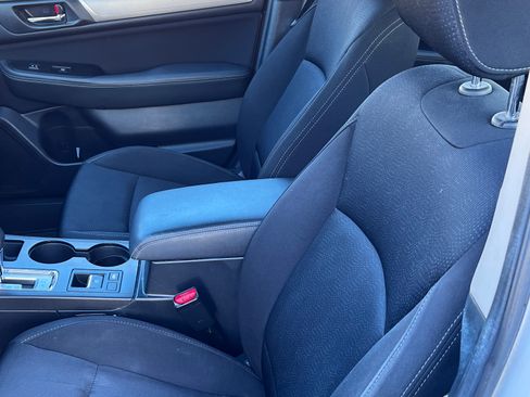 Used 2015 Subaru Legacy 2.5i Premium image 11