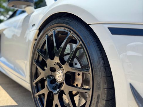 Used 2010 Audi R8 V10 AWD/4WD image 9