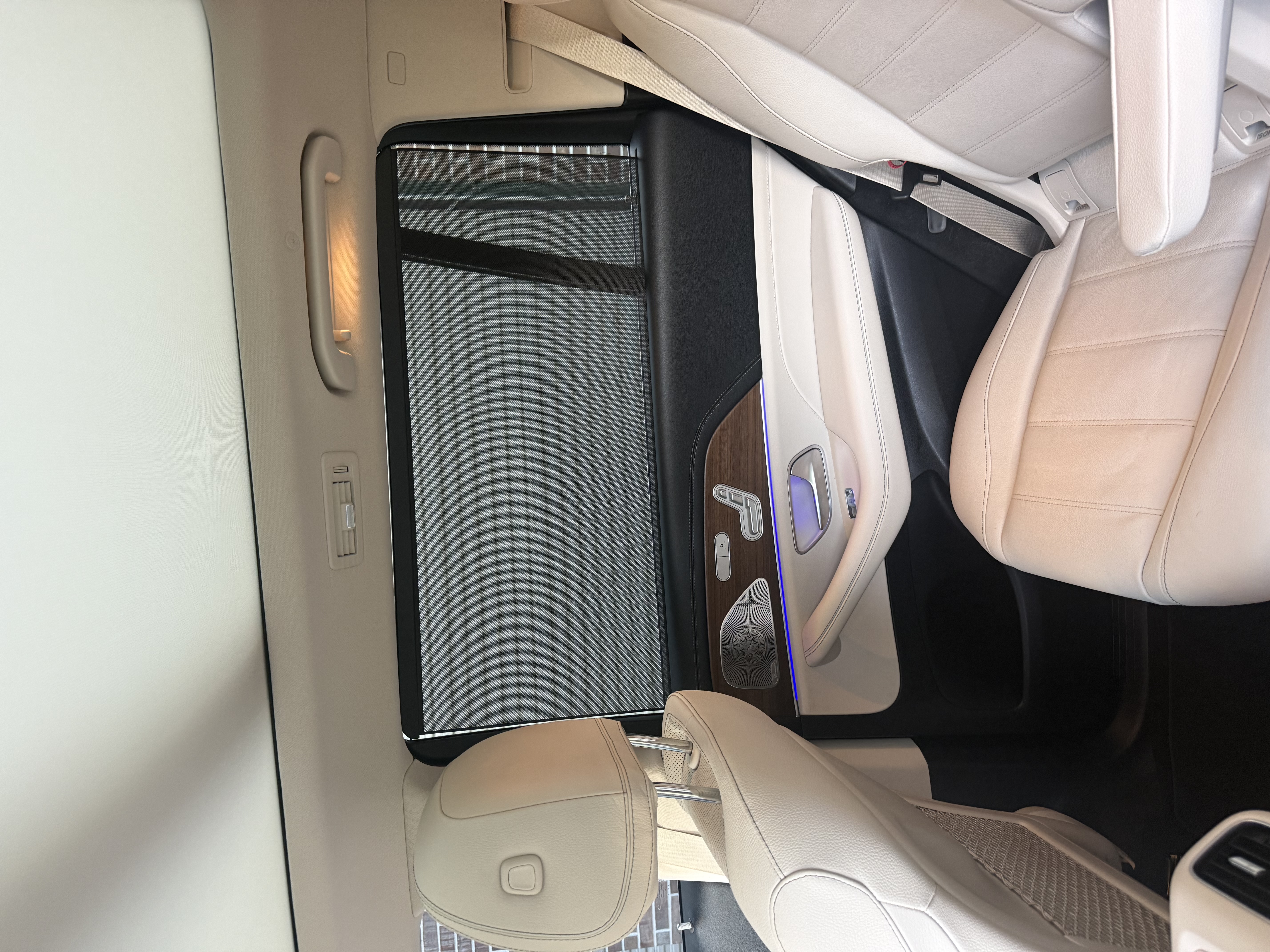 Used 2022 Mercedes-Benz GLS 450 4MATIC image 11