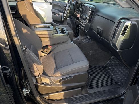 Used 2018 Chevrolet Silverado 1500 LT w/ Texas Edition image 5