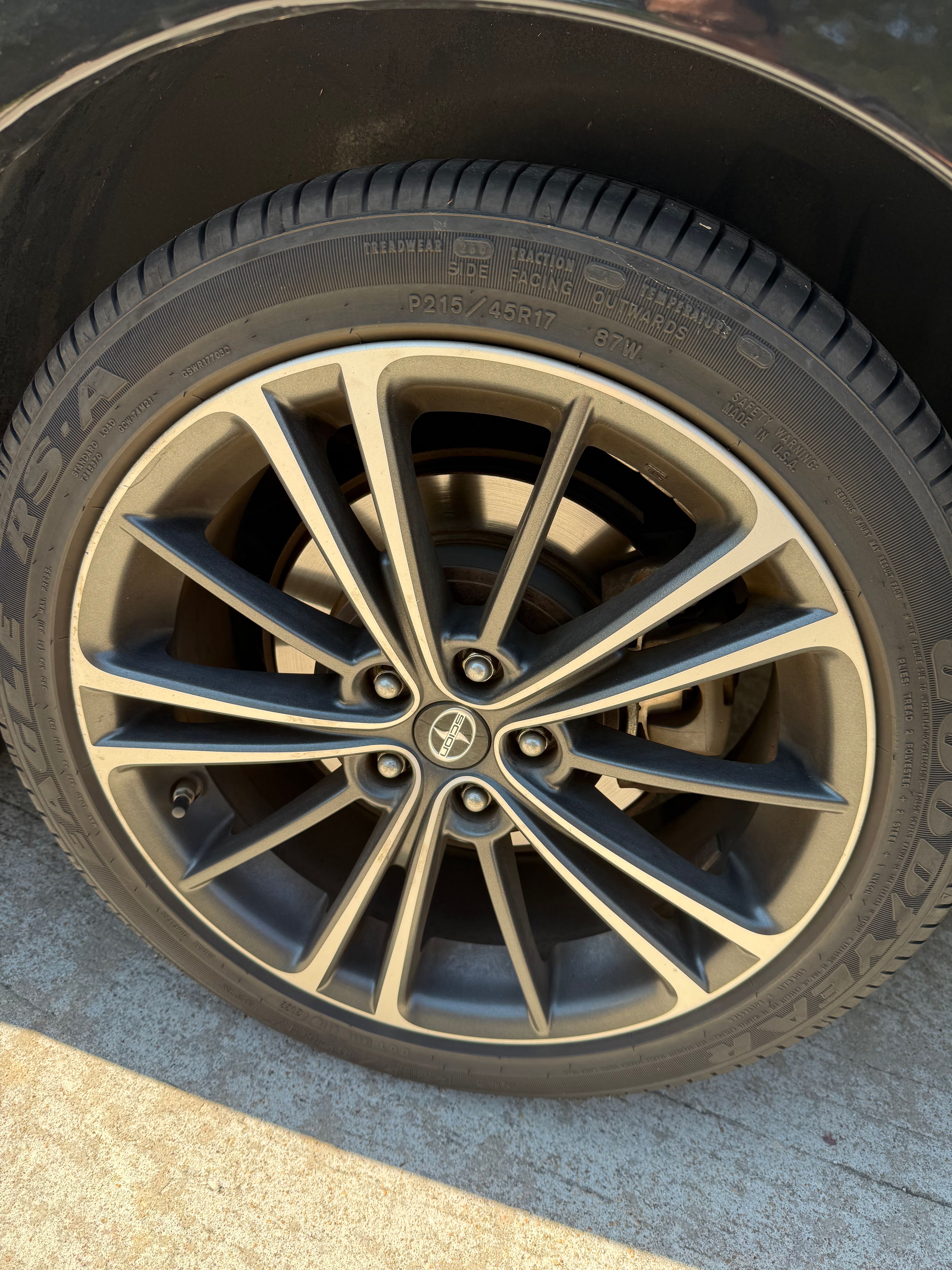 Used 2015 Scion FR-S RWD image 13