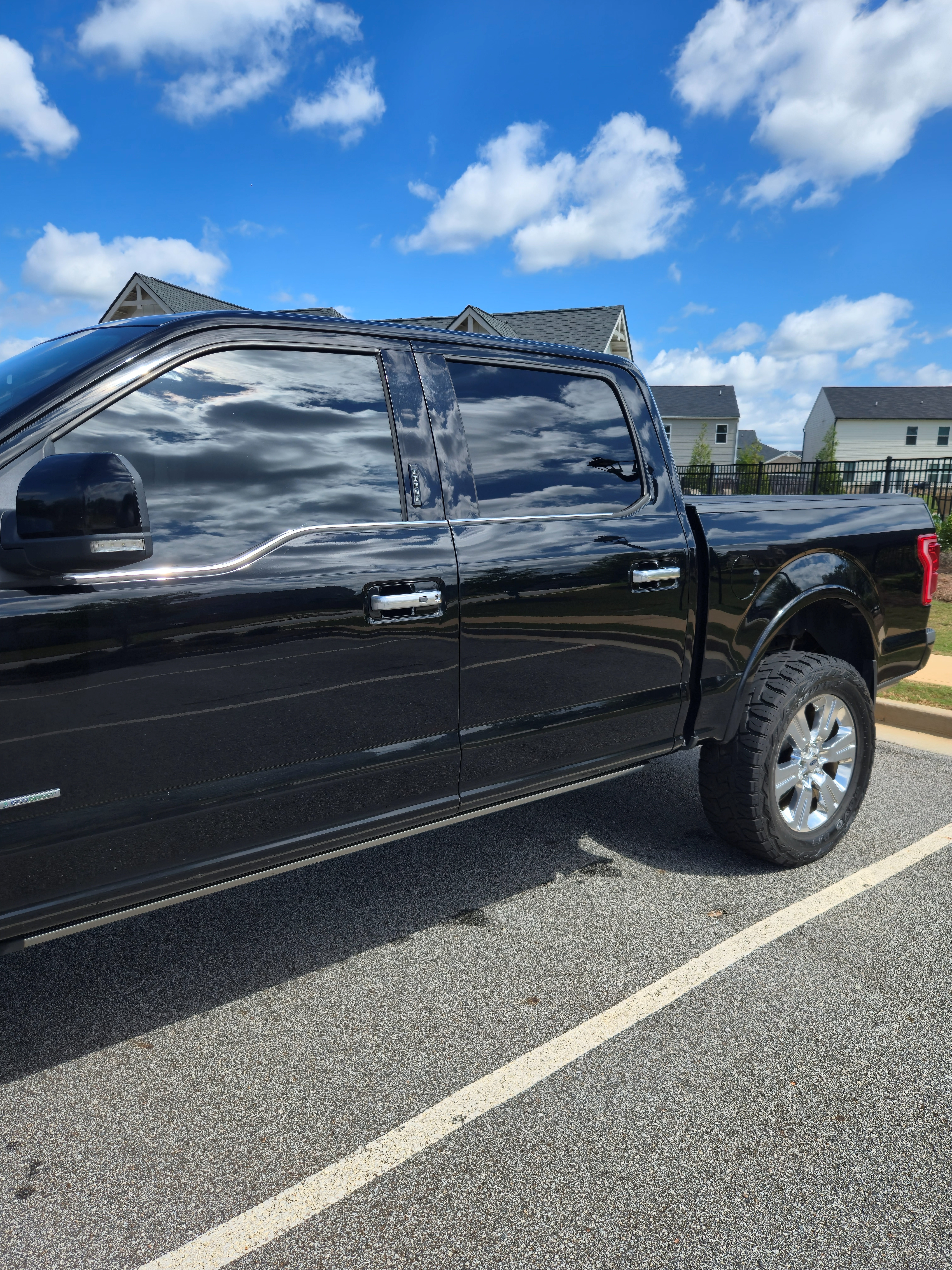 Used 2016 Ford F150 Limited AWD/4WD image 9