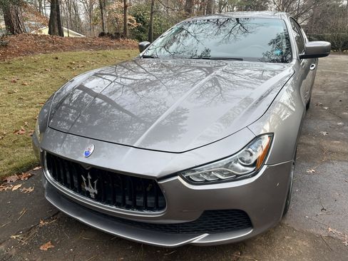 Used 2016 Maserati Ghibli image 17
