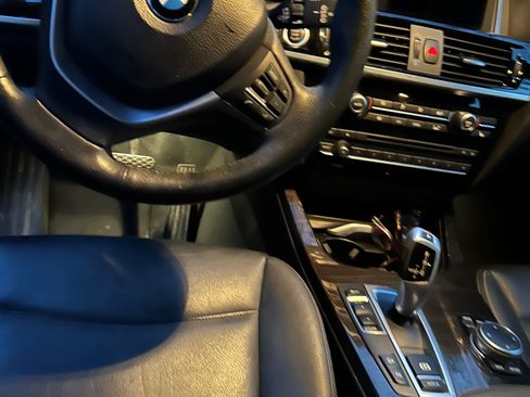 Used 2016 BMW X3 xDrive28i image 9