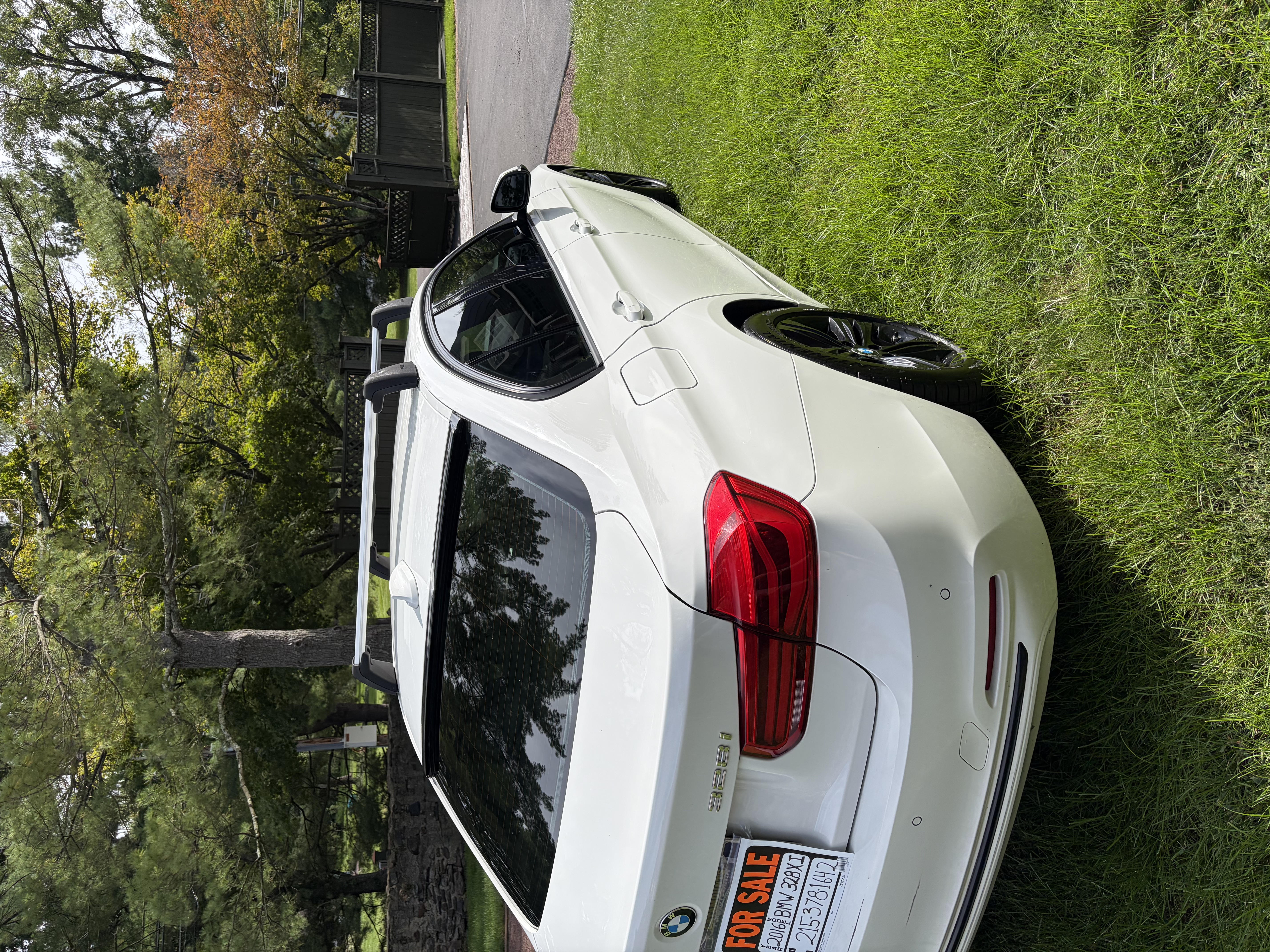 Used 2016 BMW 328i xDrive Sedan AWD/4WD image 17