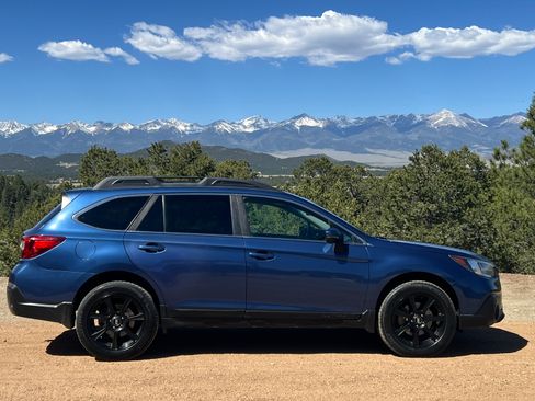 Used 2019 Subaru Outback 2.5i Limited AWD/4WD image 1