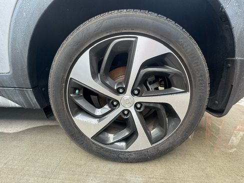 Used 2018 Hyundai Tucson Limited w/ Ultimate Package 02 image 13