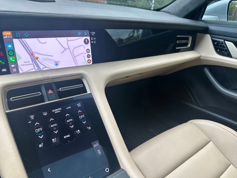 Used 2021 Porsche Taycan Turbo S image 11