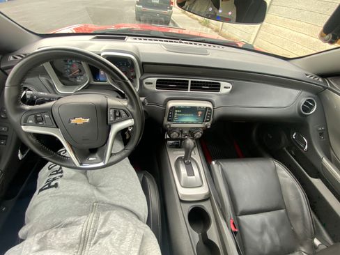 Used 2015 Chevrolet Camaro SS image 19