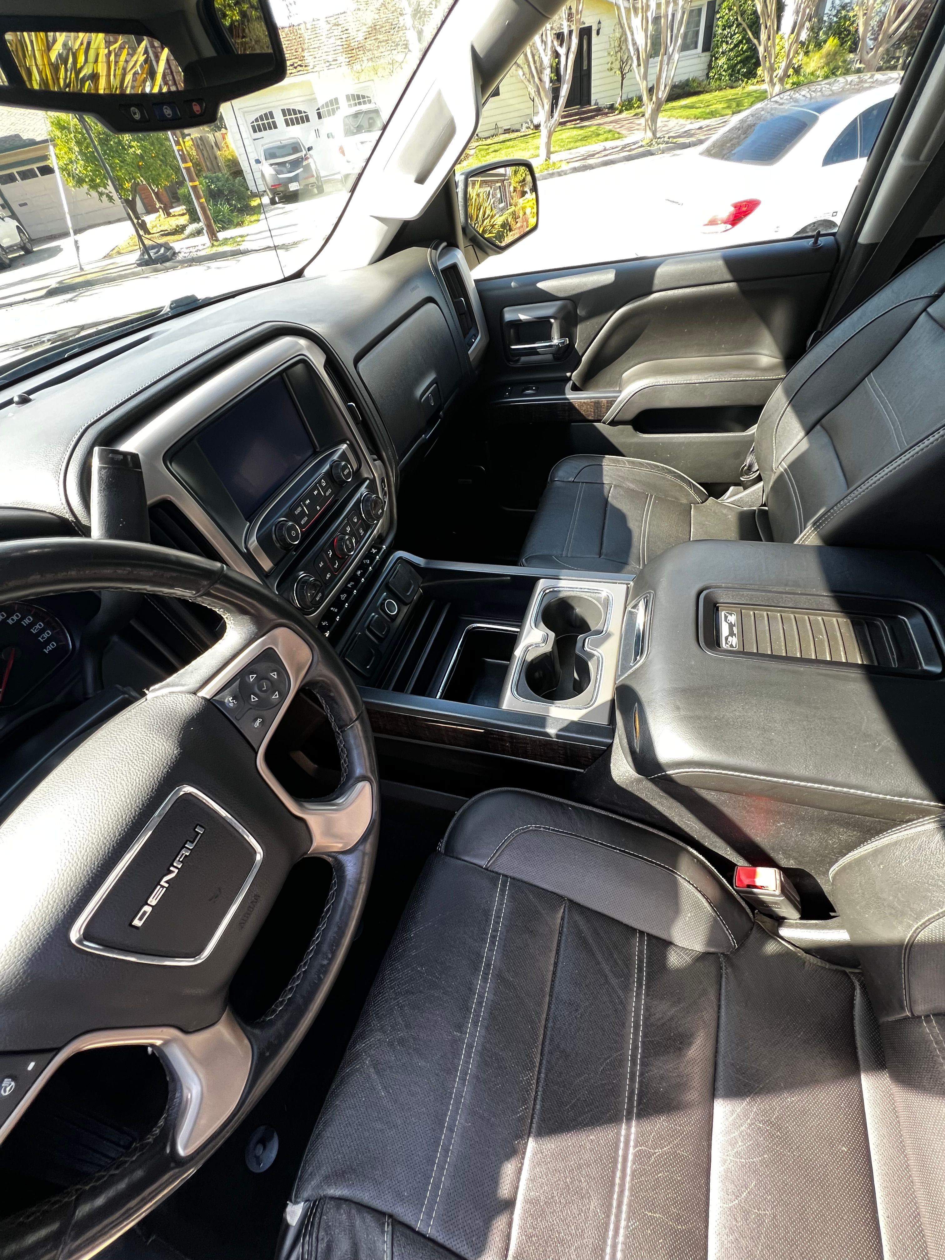 Used 2016 GMC Sierra 1500 Denali w/ Enhanced Driver Alert Package AWD/4WD image 8