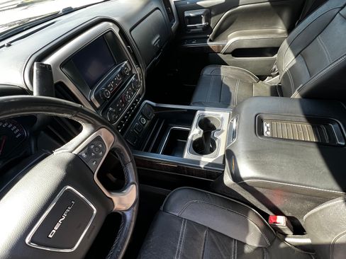 Used 2016 GMC Sierra 1500 Denali w/ Enhanced Driver Alert Package image 8