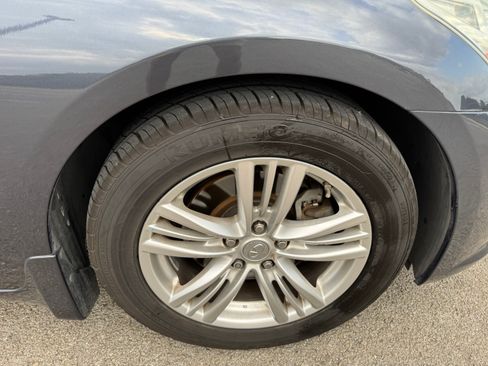 Used 2013 INFINITI G37 Journey w/ Premium Pkg image 29