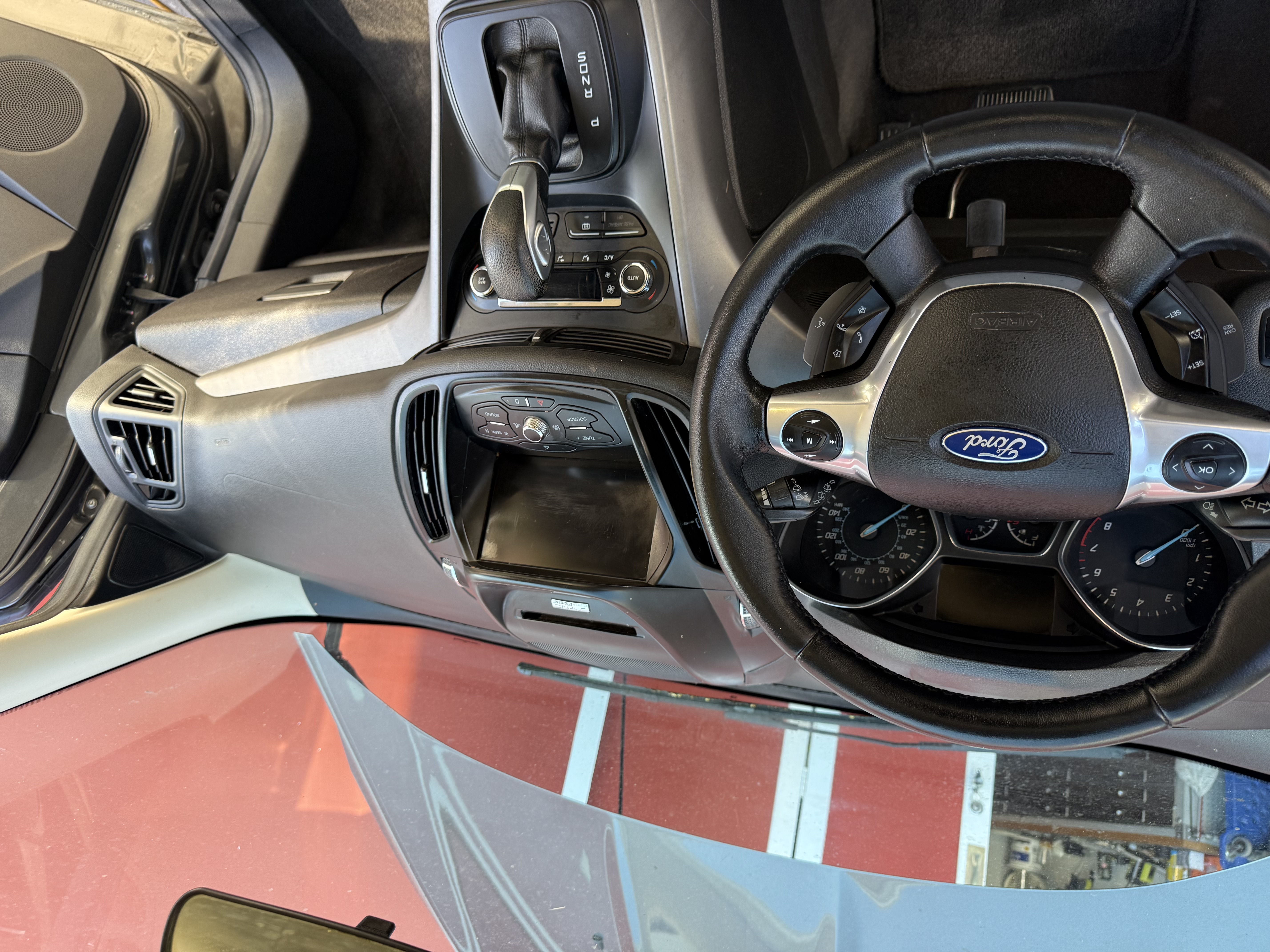 Used 2014 Ford Escape SE w/ Equipment Group 201A AWD/4WD image 4
