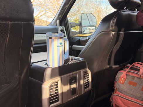 Used 2017 Ford F250 Lariat w/ Lariat Value Package image 18