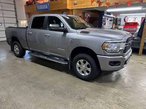 Used 2019 RAM 3500 Big Horn image 8