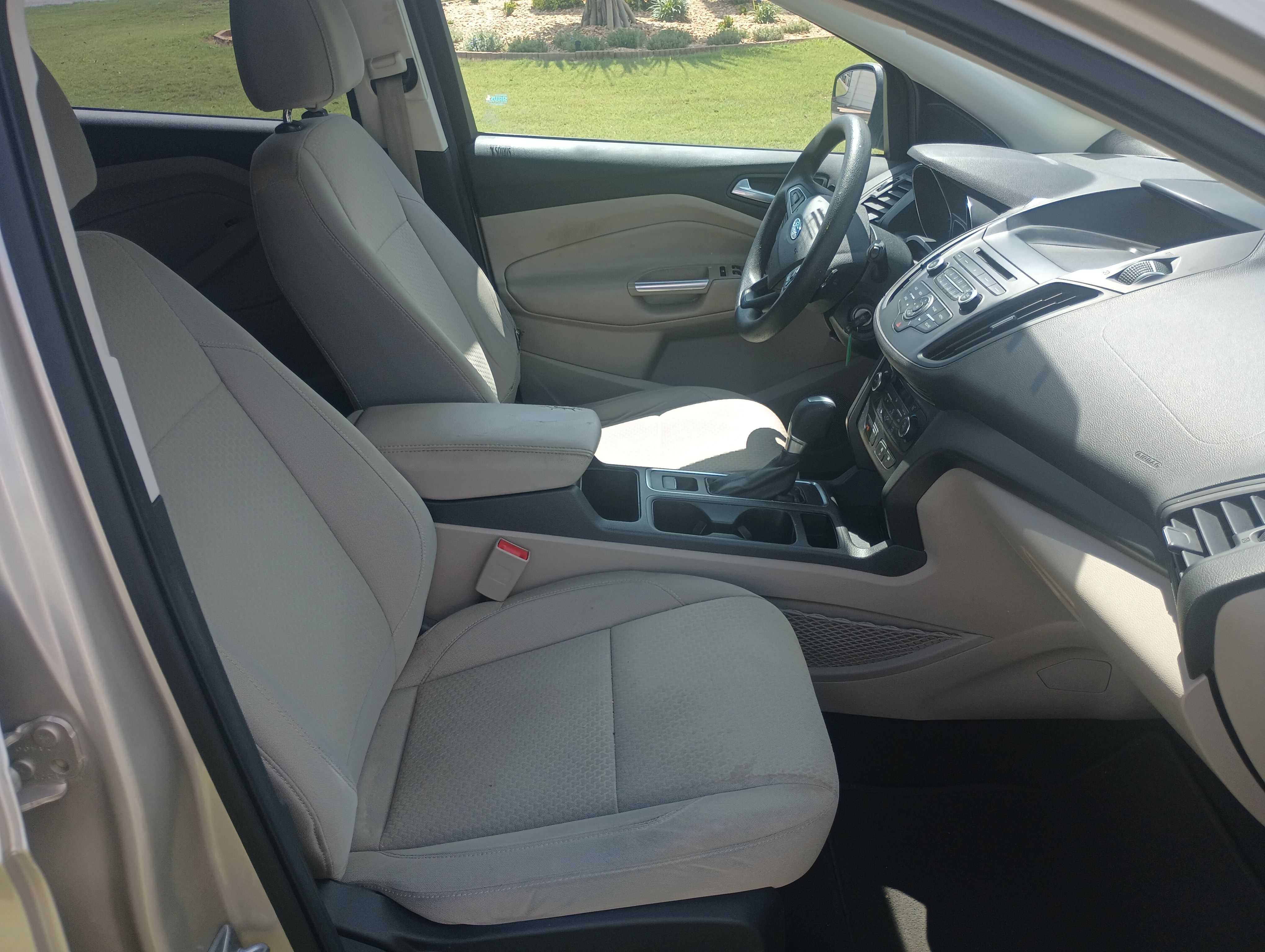 Used 2017 Ford Escape SE FWD image 10