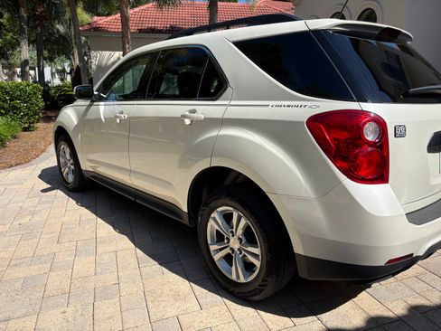 Used 2014 Chevrolet Equinox LT w/ Driver Convenience Package FWD image 4