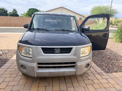 Used 2005 Honda Element LX image 1