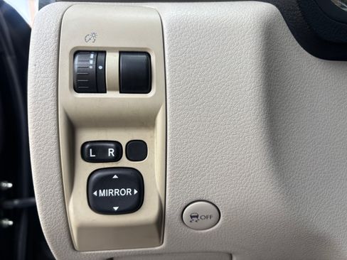 Used 2009 Subaru Impreza 2.5i AWD/4WD image 23