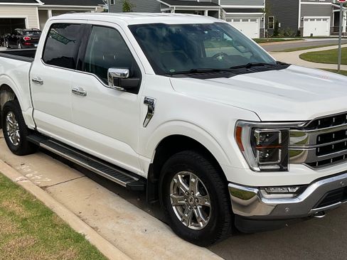 Used 2022 Ford F150 Lariat w/ Equipment Group 502A High AWD/4WD image 10