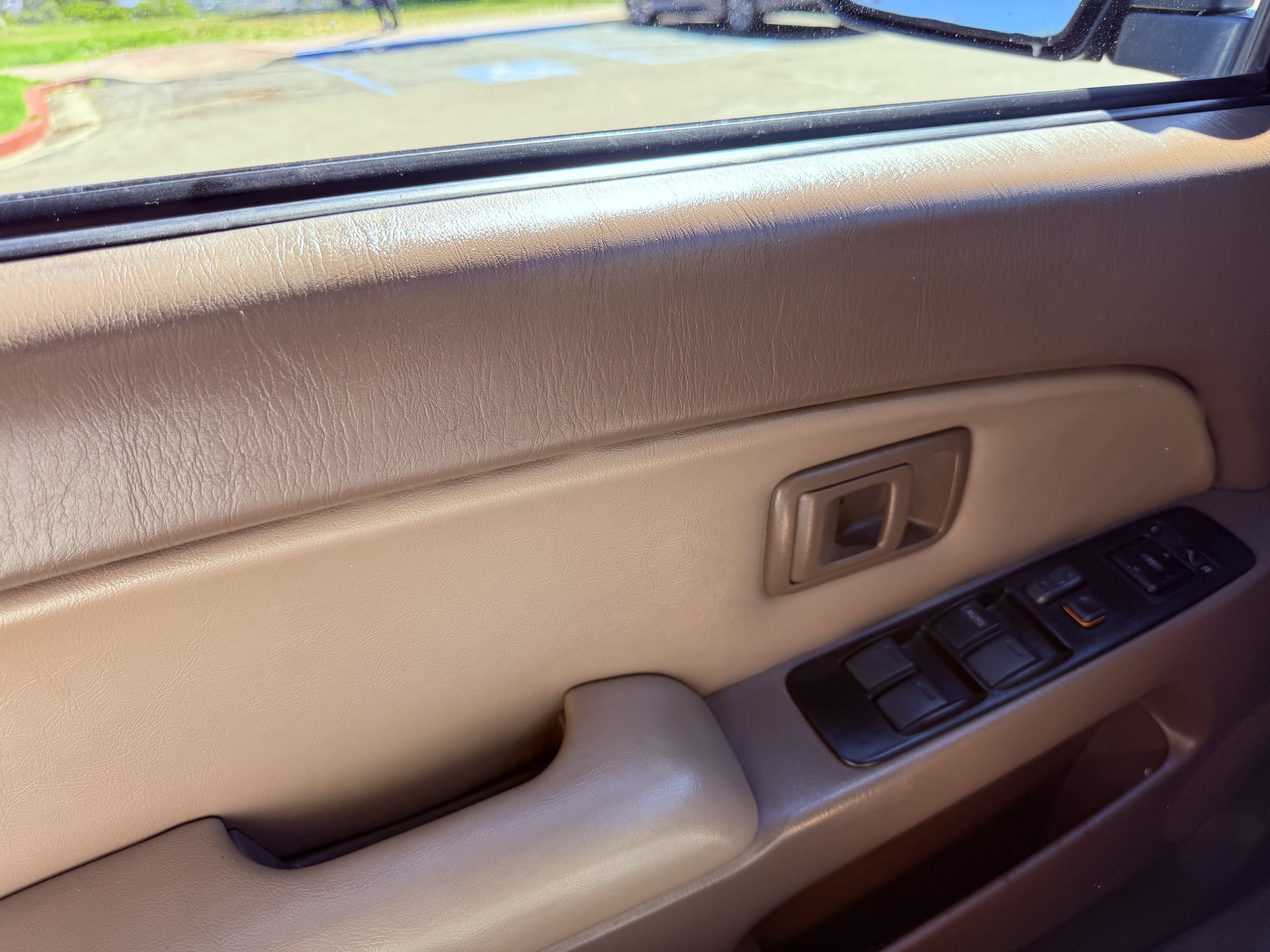 Used 1998 Toyota 4Runner SR5 RWD image 14