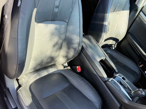 Used 2017 Honda Civic EX-L image 12