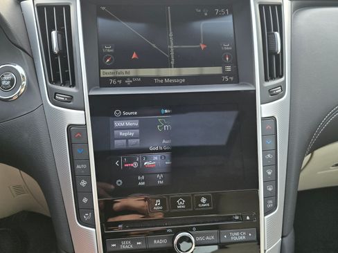 Used 2020 INFINITI Q50 Luxe w/ Essential Package (3.0T Luxe) image 9