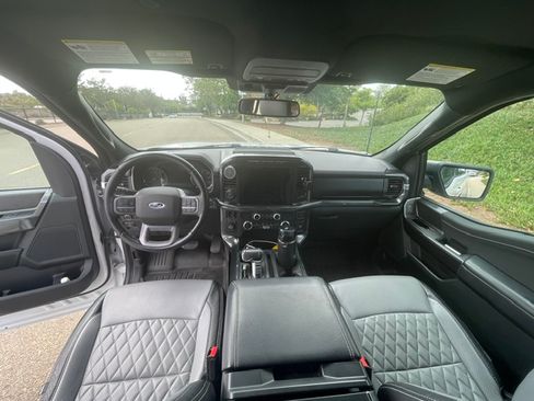 Used 2021 Ford F150 XLT w/ Equipment Group 302A High RWD image 10