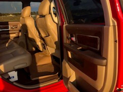 Used 2012 RAM 2500 Laramie w/ Protection Group image 16