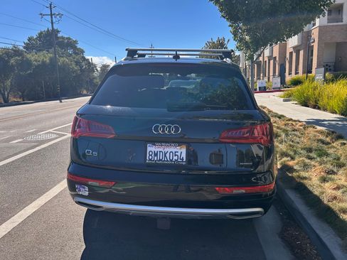 Used 2019 Audi Q5 2.0T Premium Plus w/ Premium Plus Package AWD/4WD image 9
