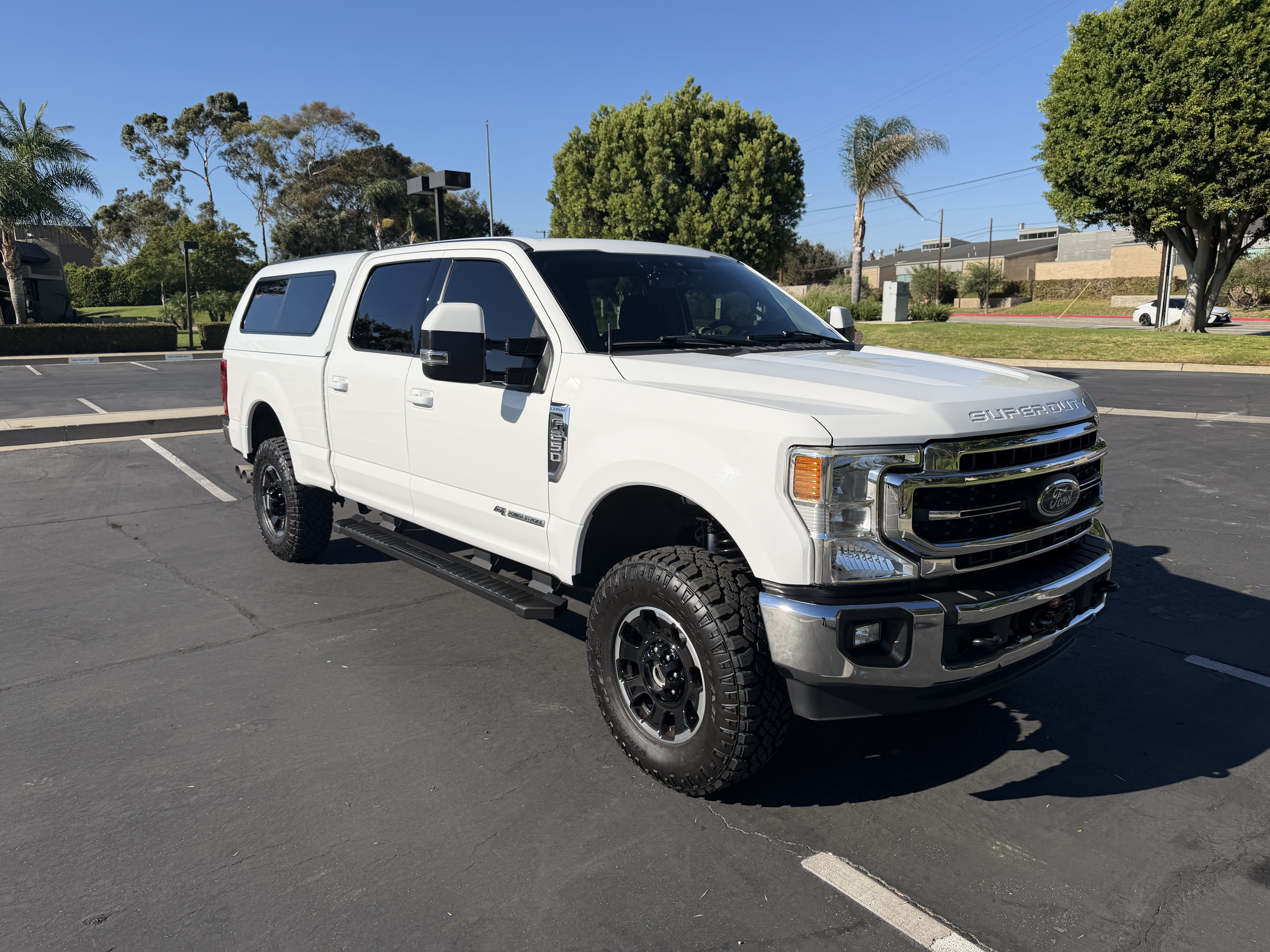 Used 2020 Ford F250 Lariat w/ Lariat Value Package AWD/4WD image 1