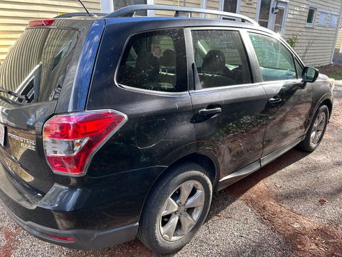 Used 2014 Subaru Forester 2.5i Premium w/ All-Weather Package image 12